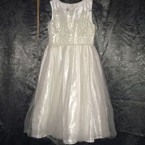 Sofie Sophia white dress size 8 in girls